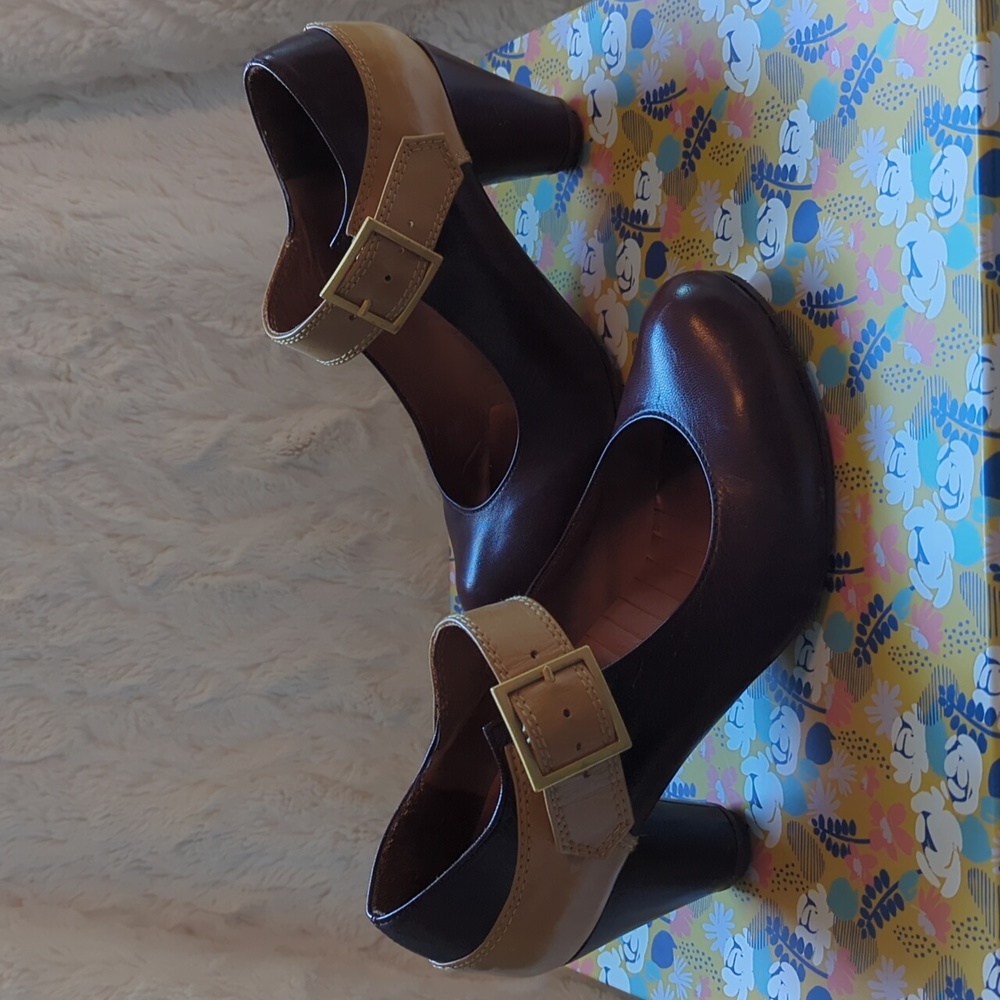 Chie Mihara Brown Strap Heels